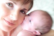 Tips for healthy and beautiful skin during motherhood