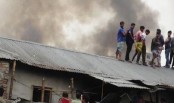 10 shanties burnt in a fire at Dhaka slum