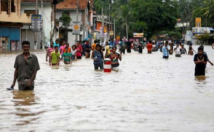 200 families feared buried by mudslides in Sri Lanka