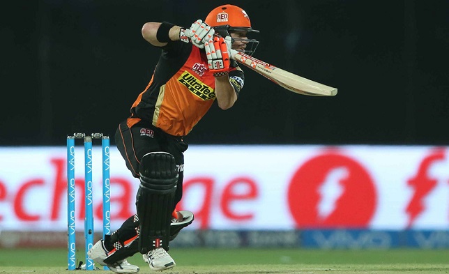 Warner 93* leads Sunrisers into final