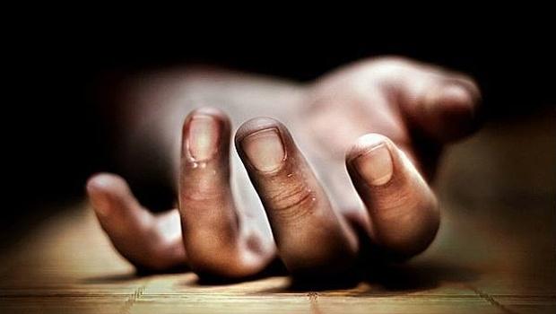 Hindu priest hacked to death in Jhinaidah