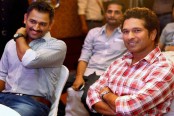 Sachin Tendulkar leads tributes to M S Dhoni