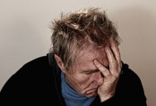 Vitamin D deficiency may up chronic headache risk in elderly men