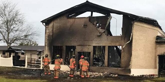 Americans raise more than $900,000 to rebuild burned Texas mosque