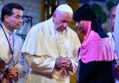 Pope Francis wraps up Asia tour after meeting Rohingya