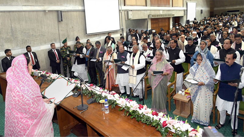 Newly-elected AL MPs sworn in