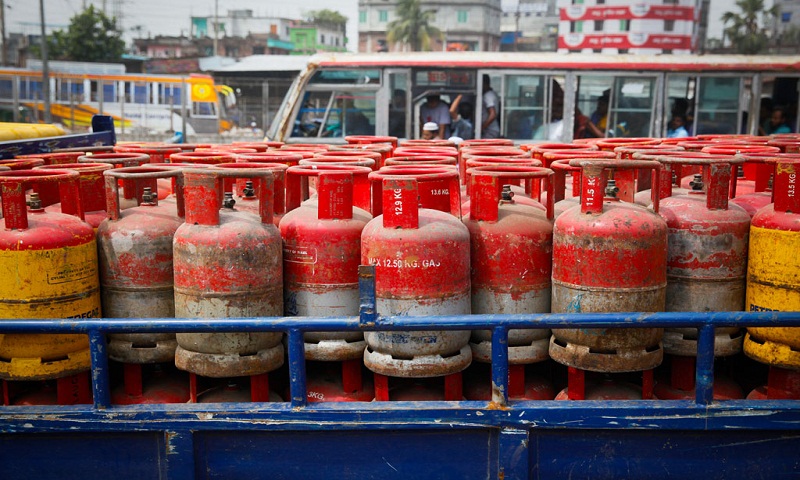 LPG gets cheaper by Tk 50 per 12-kg container
